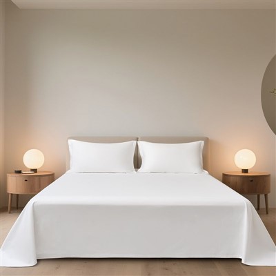 Hotelbettwäsche aus weißem Satinstoff